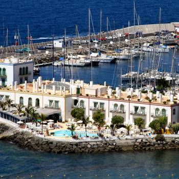 Excursion Puerto de Mogán and its market